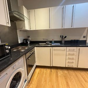Comfortable - Cosy - Budget Studios In City Center